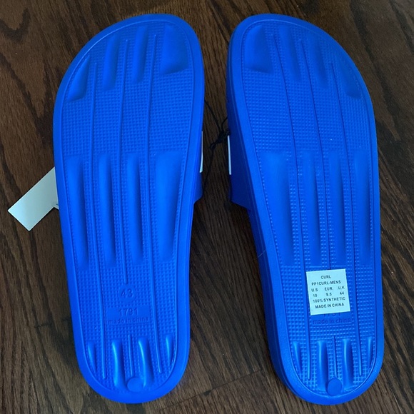 New Men’s Pony Shoes - Picture 3 of 3